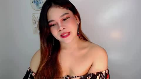 Snapshot of finest_jasminex chatting on 05.06.26 Jasmine online show from 05.06.26