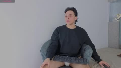 Snapshot of finn_anderson chatting on 03.19.26 Mateo online show from 03.19.26