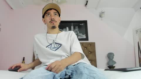 finn_jackson online show from 04.25.26