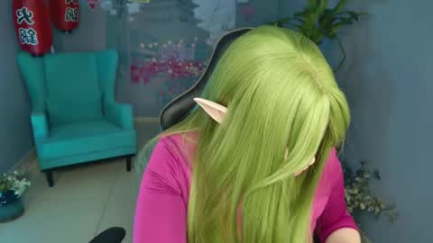 Snapshot of fioramarmoris chatting on 02.17.25 fiora online show from 02.17.25