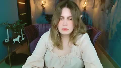 Snapshot of fioramarmoris chatting on 02.23.25 fiora online show from 02.23.25