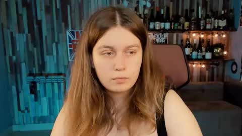 Snapshot of fioramarmoris chatting on 10.11.25 fiora online show from 10.11.25