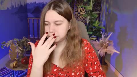 Snapshot of fioramarmoris chatting on 12.18.25 fiora online show from 12.18.25