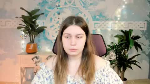 Snapshot of fioramarmoris chatting on 12.20.25 fiora online show from 12.20.25