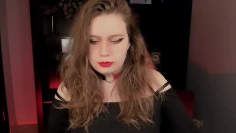 Snapshot of fioramarmoris chatting on 02.07.26 fiora online show from 02.07.26