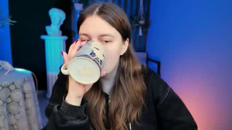 fiora online show from 03.22.26