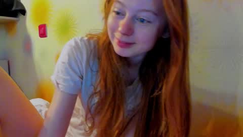 Snapshot of fire_luna chatting on 01.01.25 fire_luna online show from 01.01.25