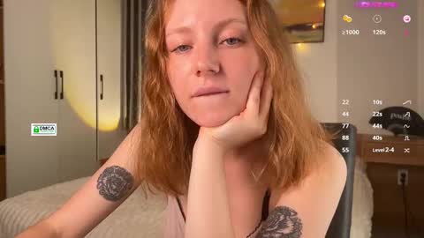 Snapshot of fire_red_ chatting on 02.27.25 Liss online show from 02.27.25