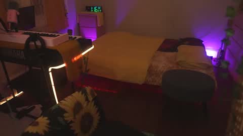 Lio Roxy online show from 03.14.26