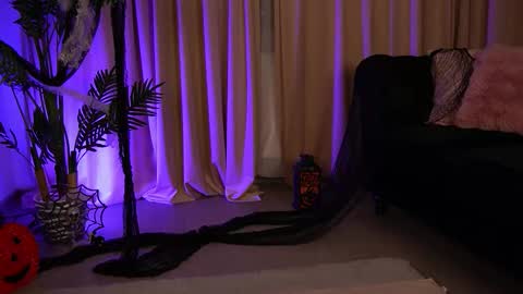 Fires Bomb 777 online show from 10.29.25