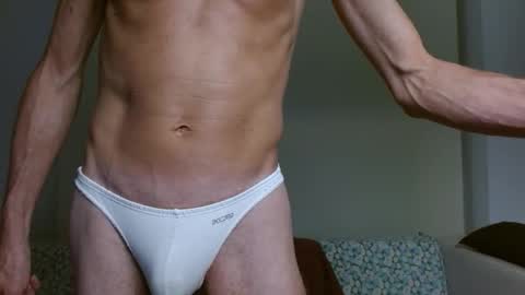 Snapshot of fithotguy90 chatting on 09.20.25 Luis online show from 09.20.25