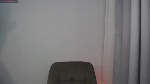 Snapshot of fitmila chatting on 04.25.26 fitmila online show from 04.25.26