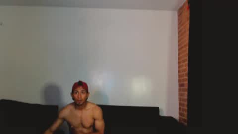 Snapshot of fitnescalientes chatting on 01.13.25 fitnescalientes online show from 01.13.25