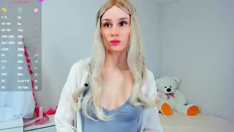 Kira online show from 03.23.26