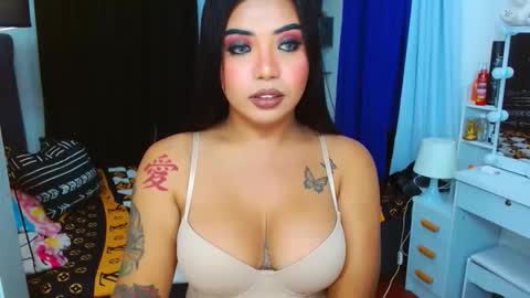 FLAMARA online show from 02.04.26