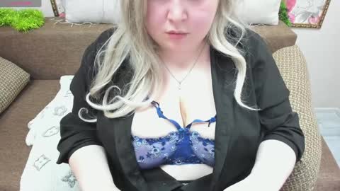 Gabrielle online show from 01.03.25