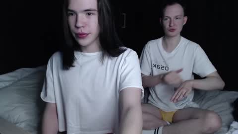 Snapshot of flammmm chatting on 12.08.24 Robin online show from 12.08.24