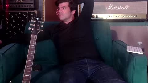 Flannel Dong online show from 06.01.26