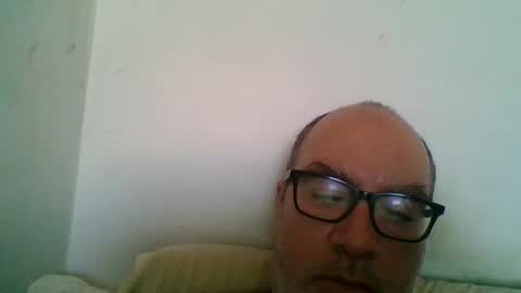 Snapshot of flashdreaming chatting on 03.08.26 Carlo online show from 03.08.26