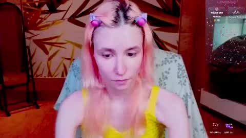 Snapshot of fleximona chatting on 07.18.26 FlexiMona online show from 07.18.26
