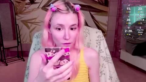 Snapshot of fleximona chatting on 07.19.26 FlexiMona online show from 07.19.26