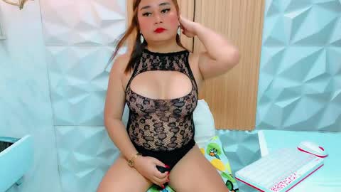 Snapshot of flirtashly chatting on 06.02.26 ASHLY online show from 06.02.26