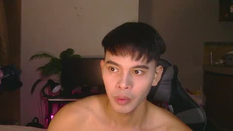 Snapshot of flirtfactorx chatting on 04.26.26 flirtfactorx online show from 04.26.26