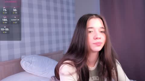 Emely  online show from 01.20.25