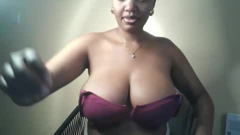 Snapshot of flirtymimie chatting on 05.17.26 flirtymimie online show from 05.17.26