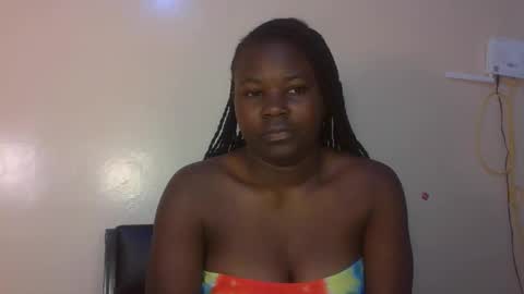 Snapshot of flirtymystique chatting on 05.27.26 flirtymystique online show from 05.27.26
