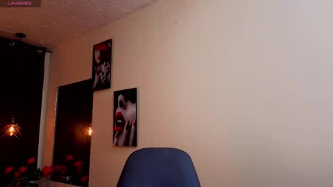 flor_gil online show from 01.07.26