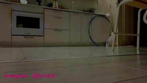 Snapshot of flor_vi chatting on 05.18.26 Victoria create your account through my link online show from 05.18.26