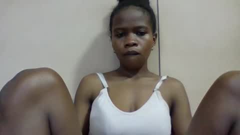 flora48230522373 online show from 05.23.26