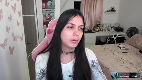 Snapshot of flora_angelical chatting on 04.11.26 Angel online show from 04.11.26