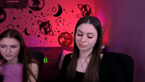 Snapshot of flora_ri chatting on 03.30.26 just ask me online show from 03.30.26