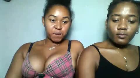 florencia011 online show from 02.26.25