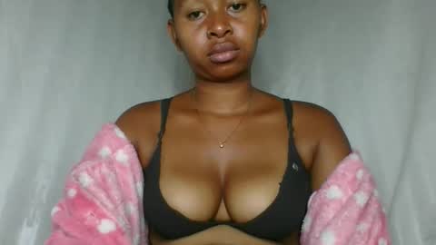 florencia011 online show from 12.22.25