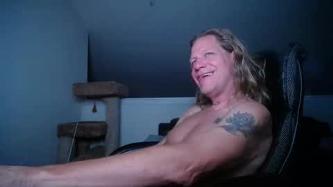 Snapshot of floridacat017 chatting on 01.10.26 Double-D online show from 01.10.26