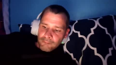 Snapshot of floridaman320 chatting on 12.04.25 floridaman320 online show from 12.04.25