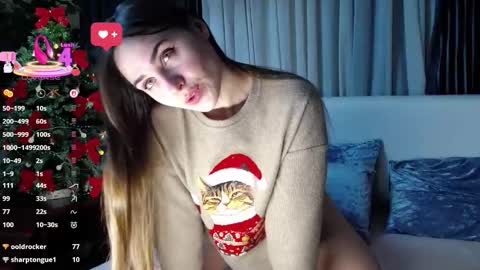 Snapshot of flouvet chatting on 12.17.25 Flouvet online show from 12.17.25