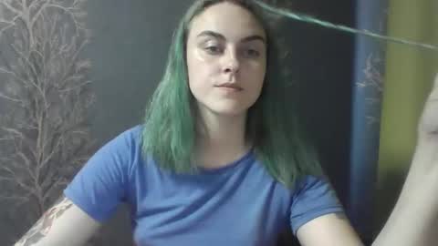 Snapshot of flower_bluee chatting on 05.27.26 Ambika 3 online show from 05.27.26