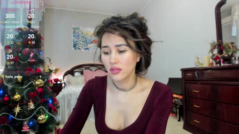 Snapshot of flower_nicole chatting on 12.17.24 Nicole online show from 12.17.24