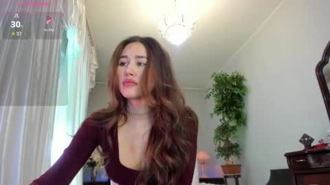 Snapshot of flower_nicole chatting on 10.12.25 Nicole online show from 10.12.25