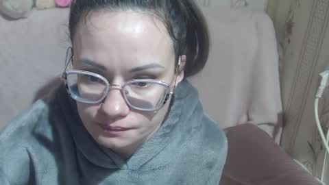 Snapshot of flowercandydoll chatting on 03.19.26 say meow and send tip online show from 03.19.26