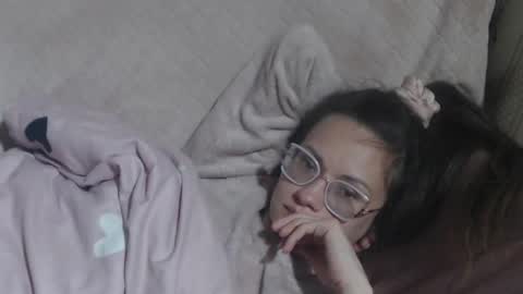 Snapshot of flowercandydoll chatting on 04.18.26 say meow and send tip online show from 04.18.26