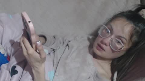 Snapshot of flowercandydoll chatting on 04.24.26 say meow and send tip online show from 04.24.26