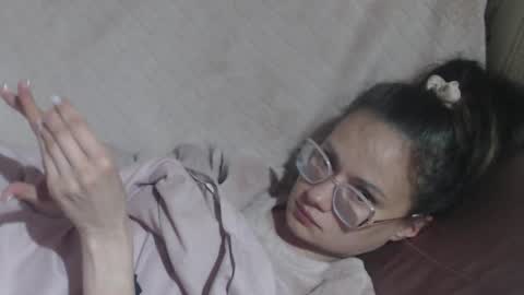 Snapshot of flowercandydoll chatting on 04.25.26 say meow and send tip online show from 04.25.26