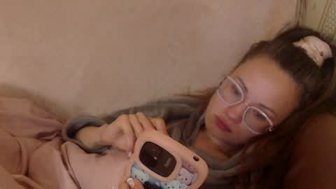 Snapshot of flowercandydoll chatting on 05.01.26 say meow and send tip online show from 05.01.26