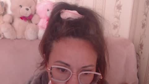 Snapshot of flowercandydoll chatting on 05.05.26 say meow and send tip online show from 05.05.26