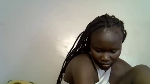 flowerdiva002 online show from 12.22.25